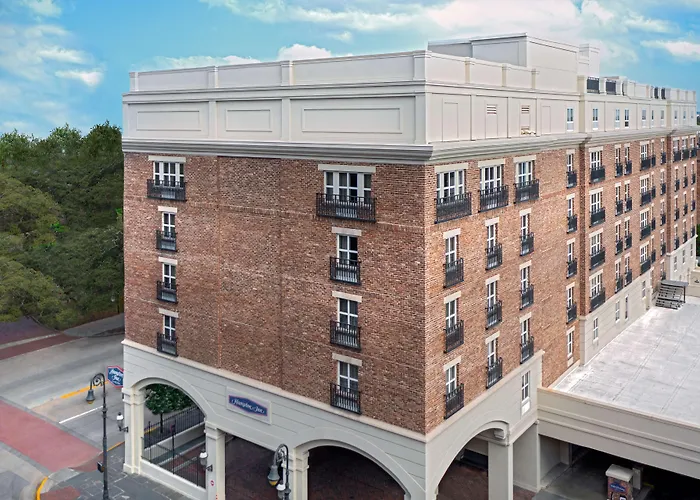 Hampton Inn Savannah Historic District